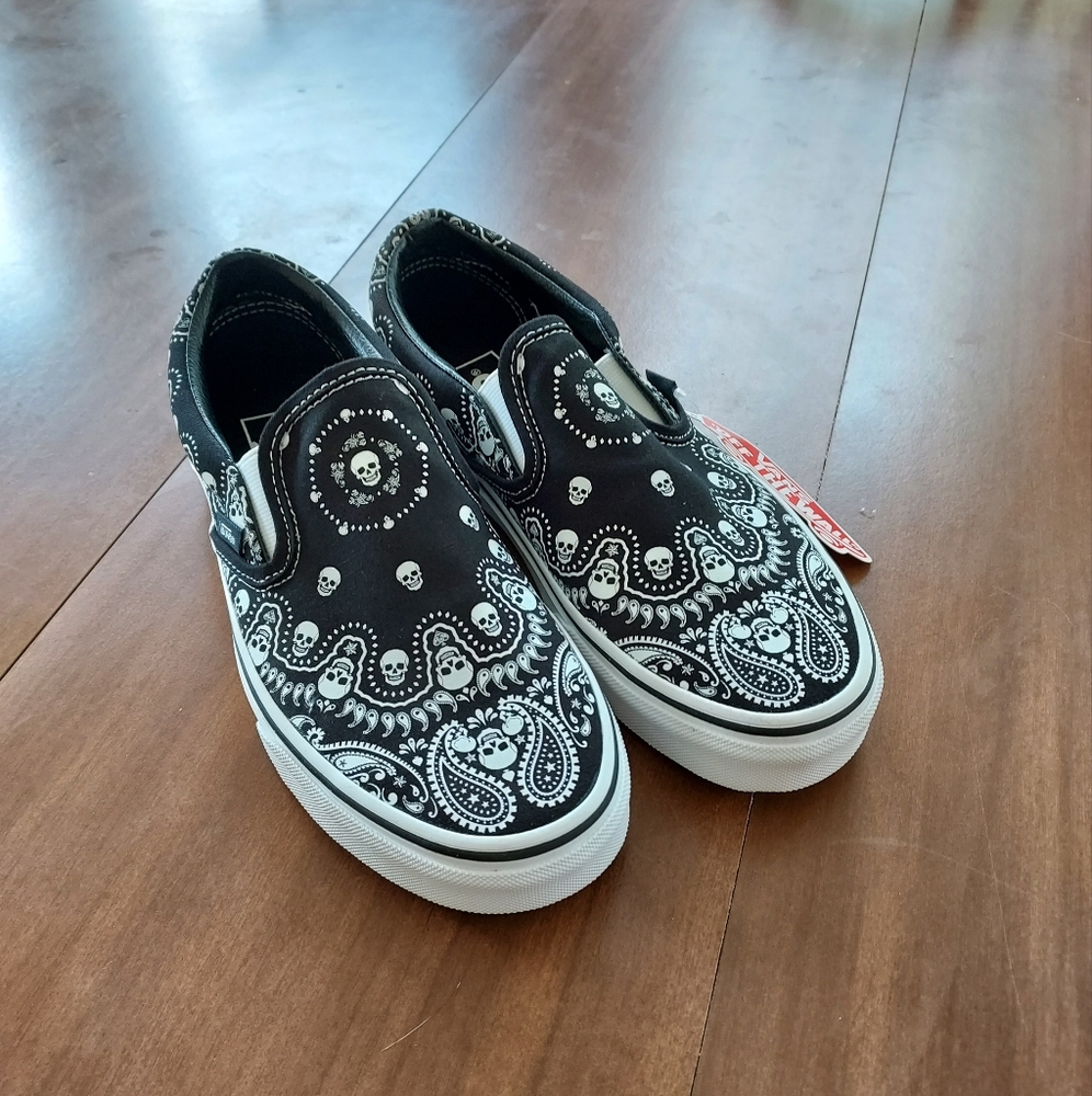 Size 8 Slip on Vans